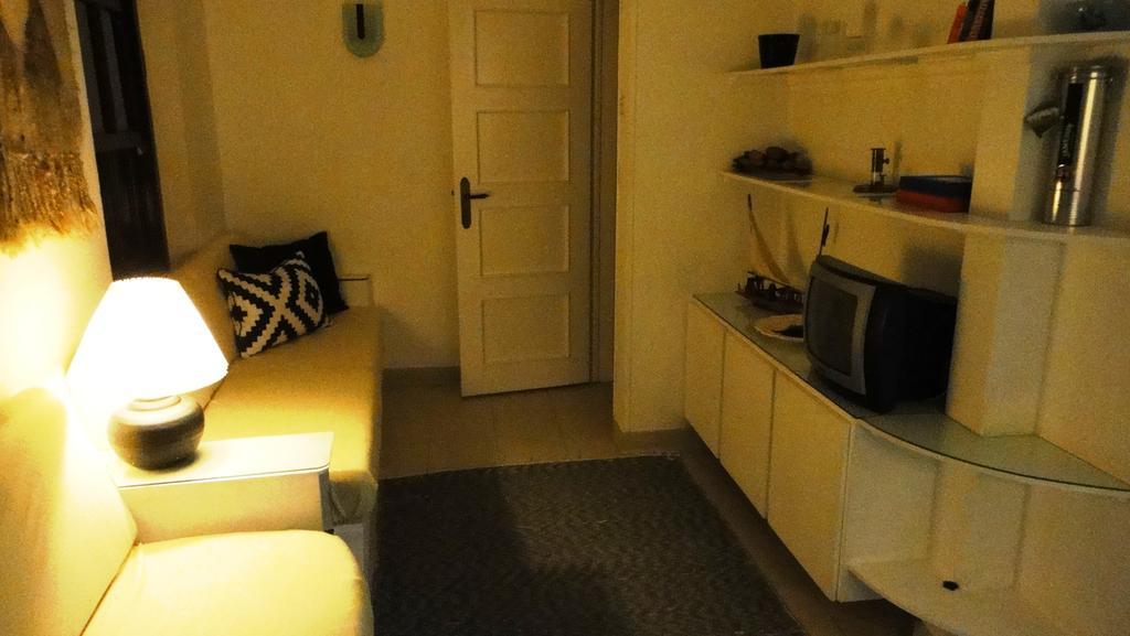 Casa Amarela Guesthouse Лагуш Номер фото