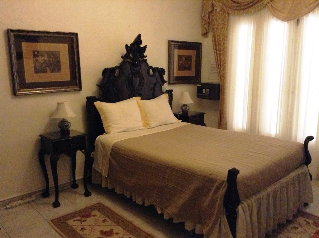 Casa Amarela Guesthouse Лагуш Экстерьер фото